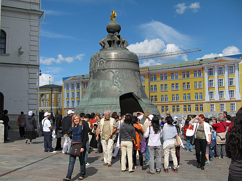 13_Big_bell_in_the_Kremlin_with_fancy_covering_on_building_being_renovated_in_the_Kremlin.jpg